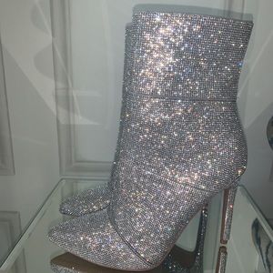 ULTIMATE VEGAS BOOTIES (STEVE MADDEN)